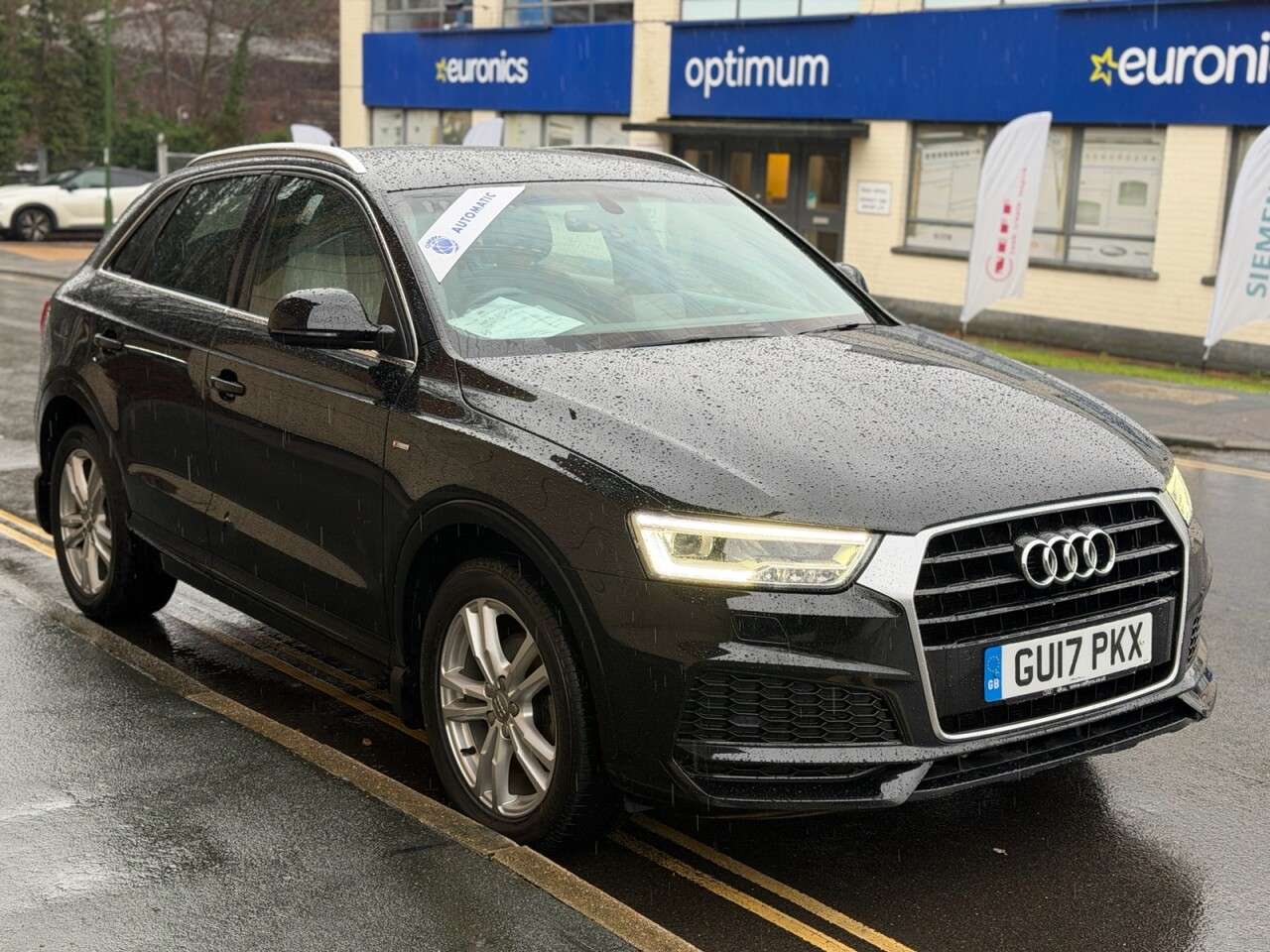 A 2017 AUDI Q3 1.4 TFSI CoD S line Edition SUV 5dr Petrol S Tronic Euro 6 (s/s) (150 ps) A 2017 AUDI Q3 1.4 TFSI CoD S line Edition SUV 5dr Petrol S Tronic Euro 6 (s/s) (150 ps)