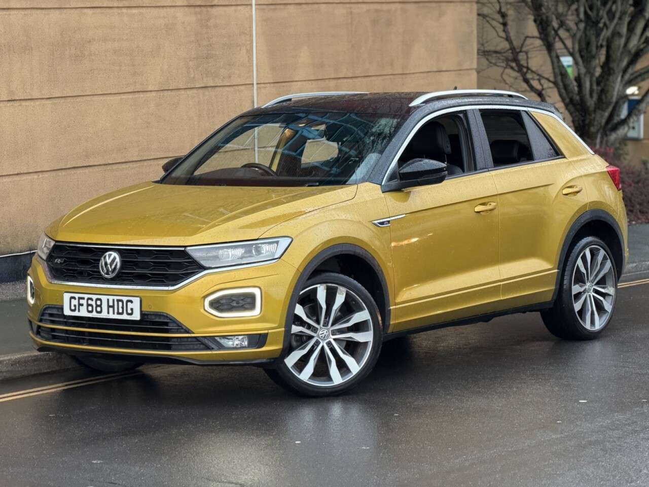 A 2018 VOLKSWAGEN T-ROC 1.5 TSI GPF EVO R-Line SUV 5dr Petrol Manual Euro 6 (s/s) (150 ps) A 2018 VOLKSWAGEN T-ROC 1.5 TSI GPF EVO R-Line SUV 5dr Petrol Manual Euro 6 (s/s) (150 ps)