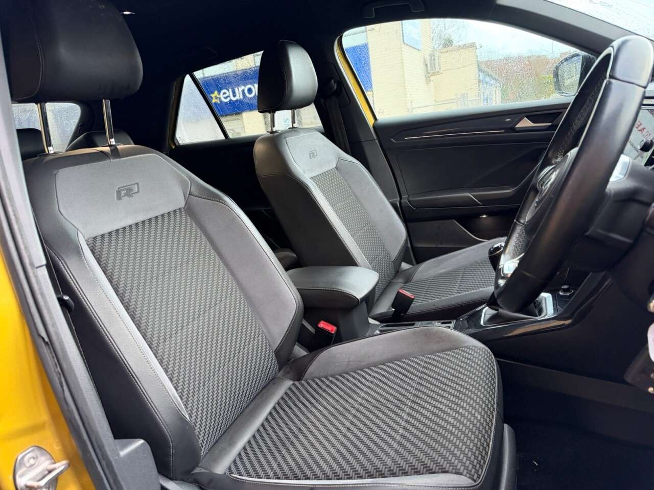 2018 VOLKSWAGEN T-ROC 2018 VOLKSWAGEN T-ROC