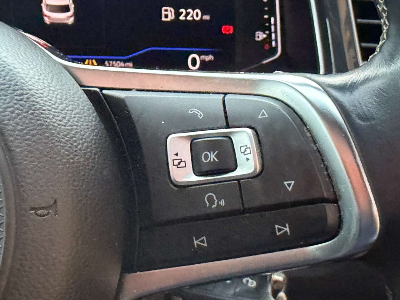 2018 VOLKSWAGEN T-ROC 2018 VOLKSWAGEN T-ROC