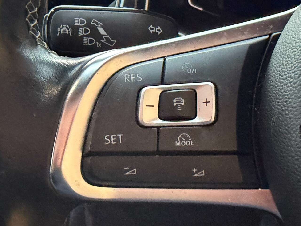 2018 VOLKSWAGEN T-ROC 2018 VOLKSWAGEN T-ROC