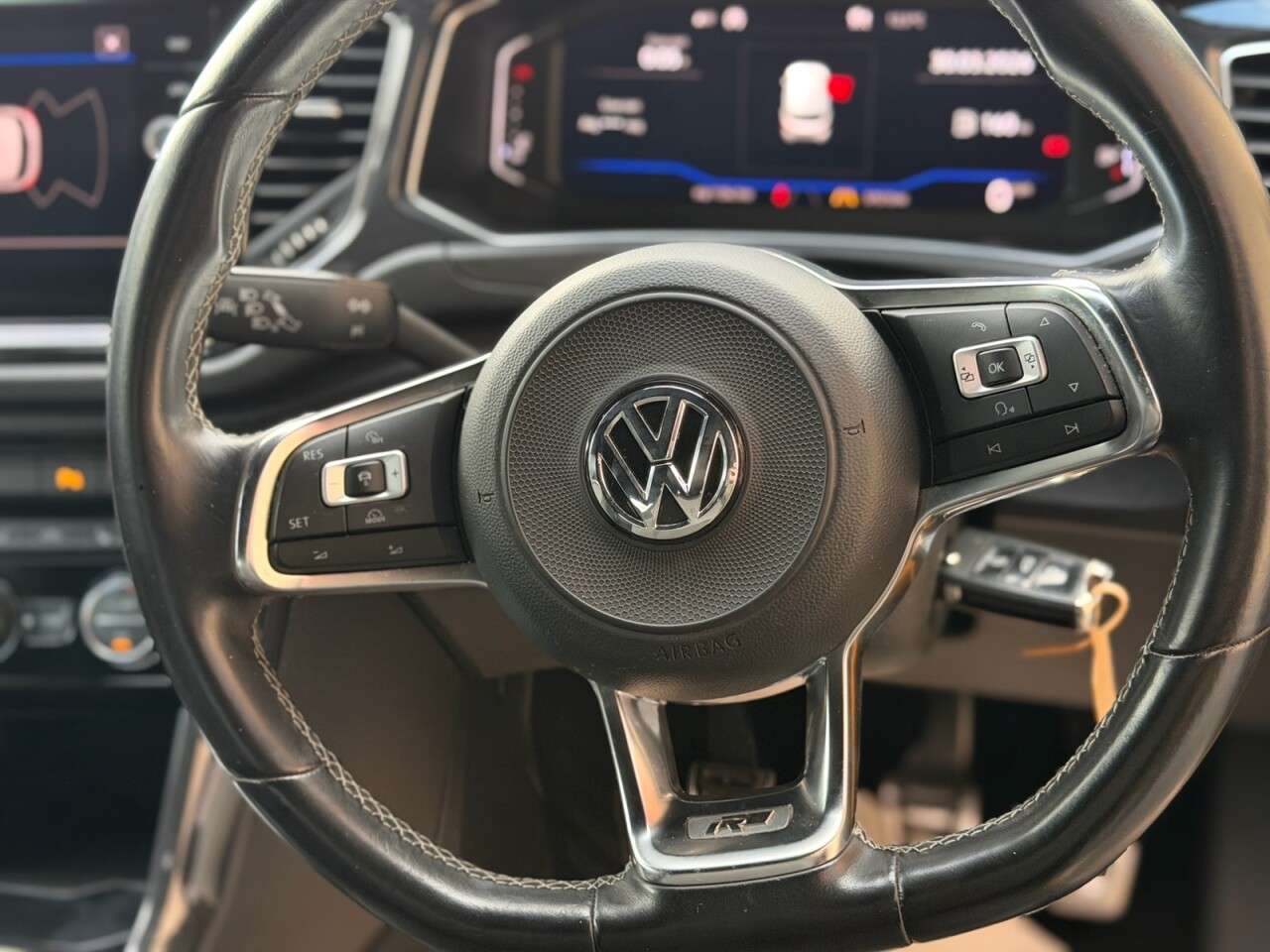 2018 VOLKSWAGEN T-ROC 2018 VOLKSWAGEN T-ROC