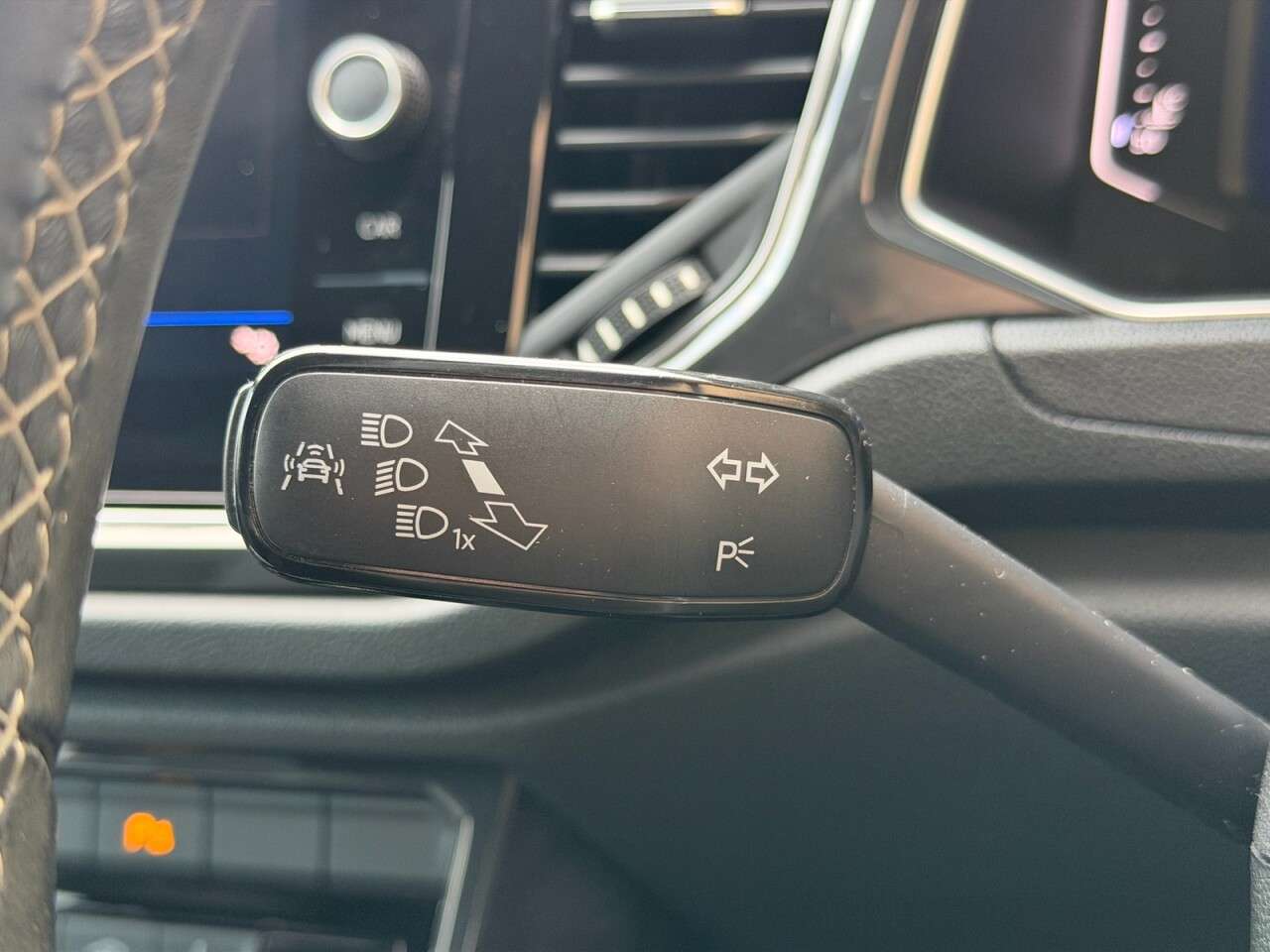 2018 VOLKSWAGEN T-ROC 2018 VOLKSWAGEN T-ROC