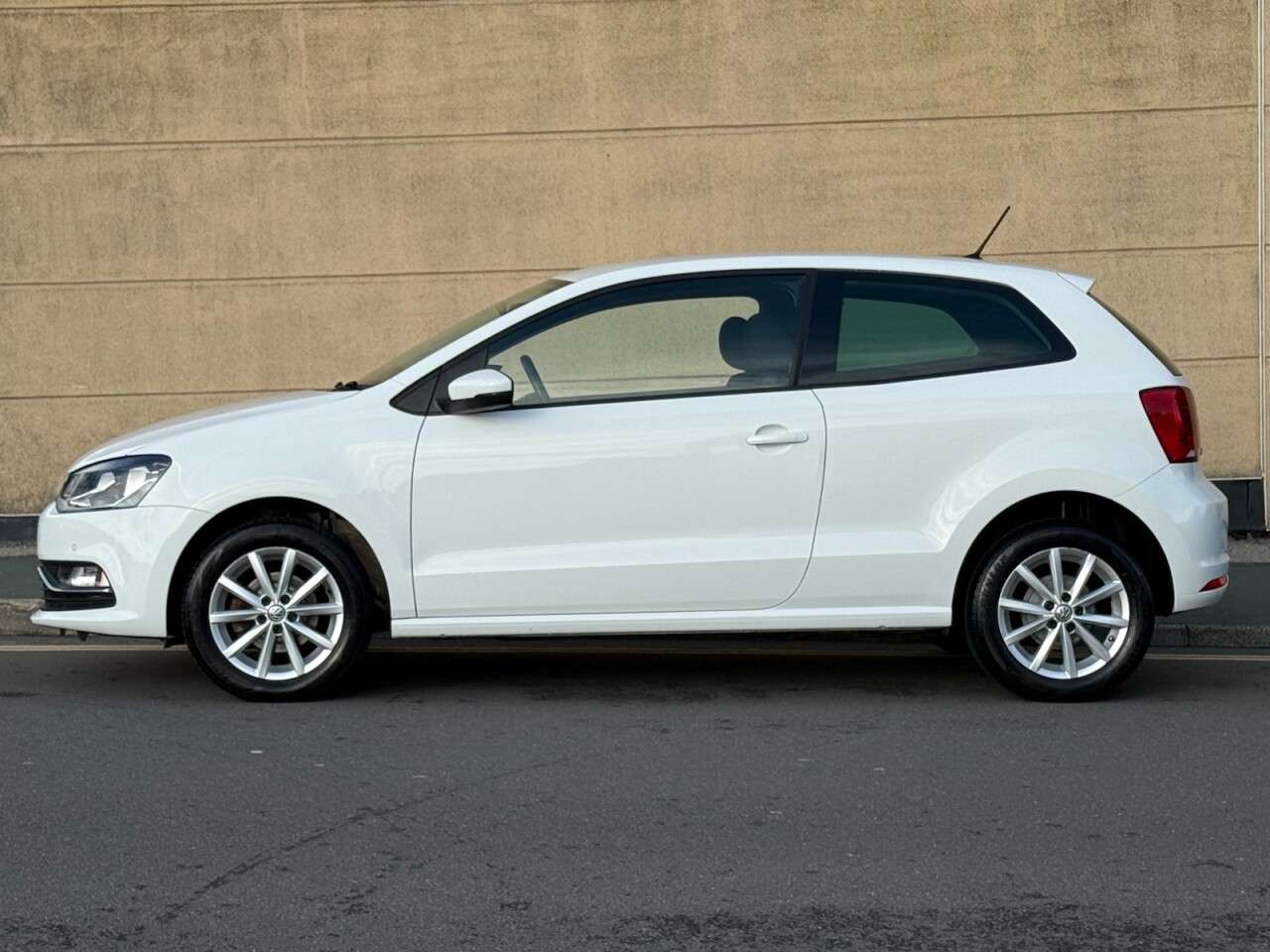 2016 VOLKSWAGEN POLO 2016 VOLKSWAGEN POLO
