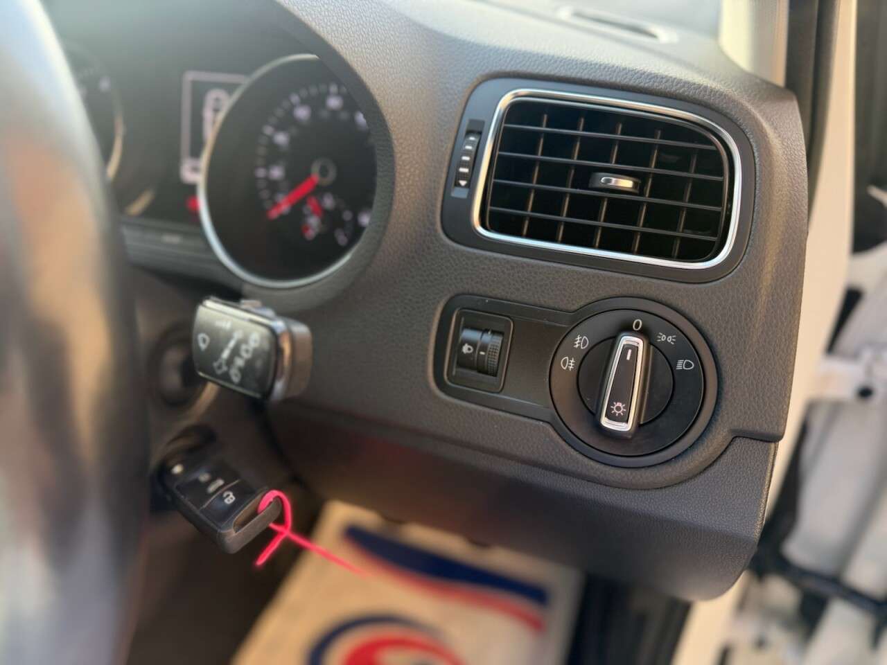 2016 VOLKSWAGEN POLO 2016 VOLKSWAGEN POLO