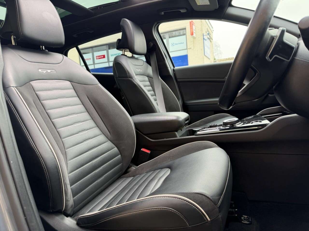 2023 KIA SPORTAGE 2023 KIA SPORTAGE