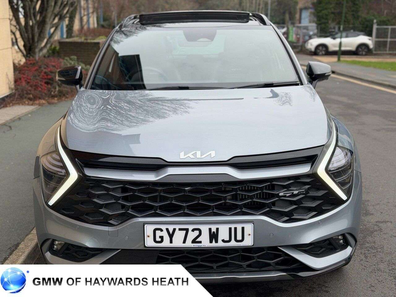 A 2023 KIA SPORTAGE 1.6 h T-GDi GT-Line S SUV 5dr Petrol Hybrid Auto Euro 6 (s/s) (226 bhp) A 2023 KIA SPORTAGE 1.6 h T-GDi GT-Line S SUV 5dr Petrol Hybrid Auto Euro 6 (s/s) (226 bhp)