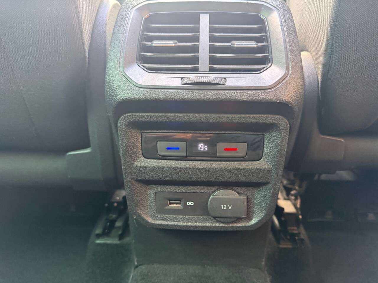 2018 VOLKSWAGEN TIGUAN 2018 VOLKSWAGEN TIGUAN