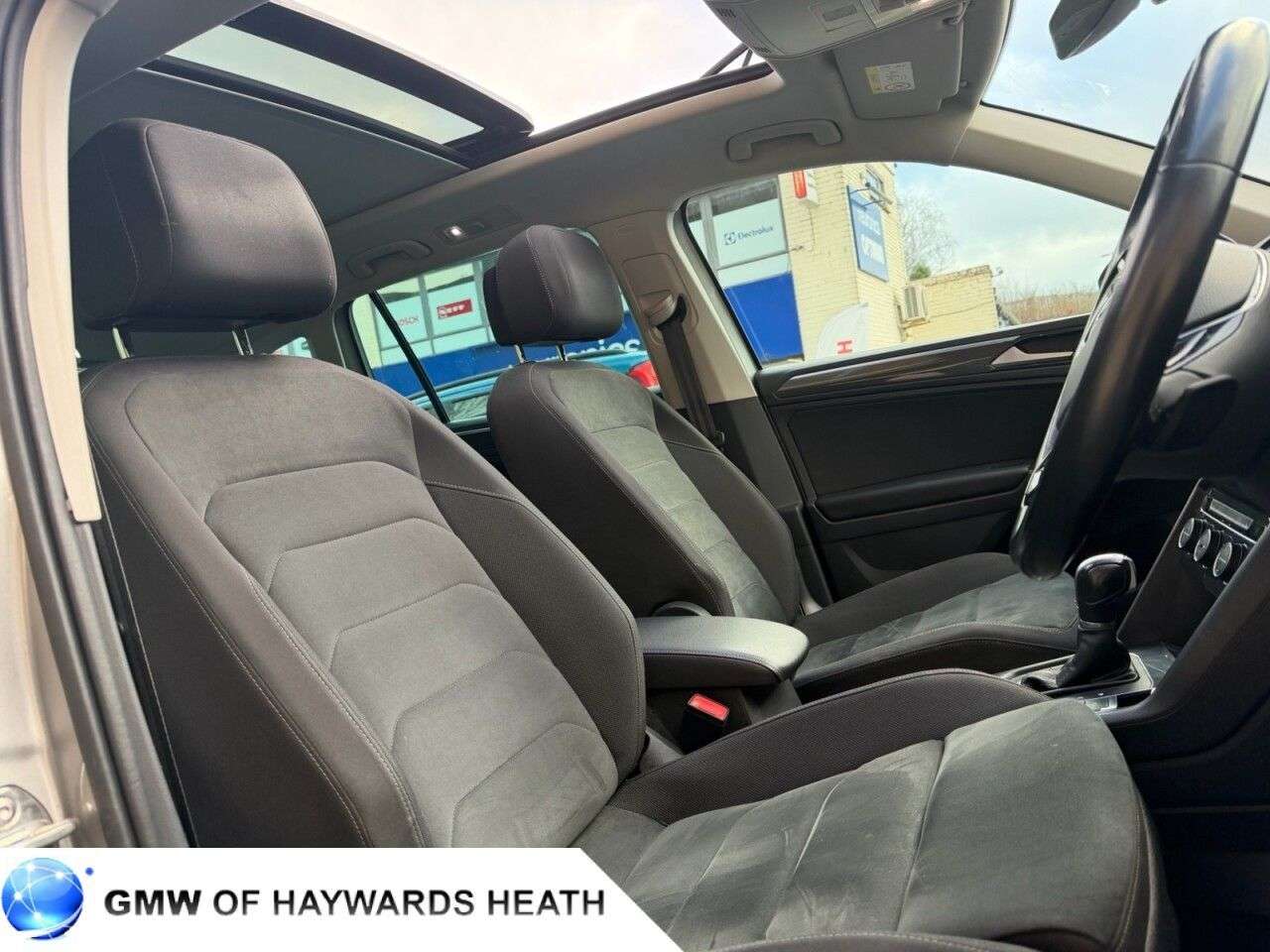 2018 VOLKSWAGEN TIGUAN 2018 VOLKSWAGEN TIGUAN