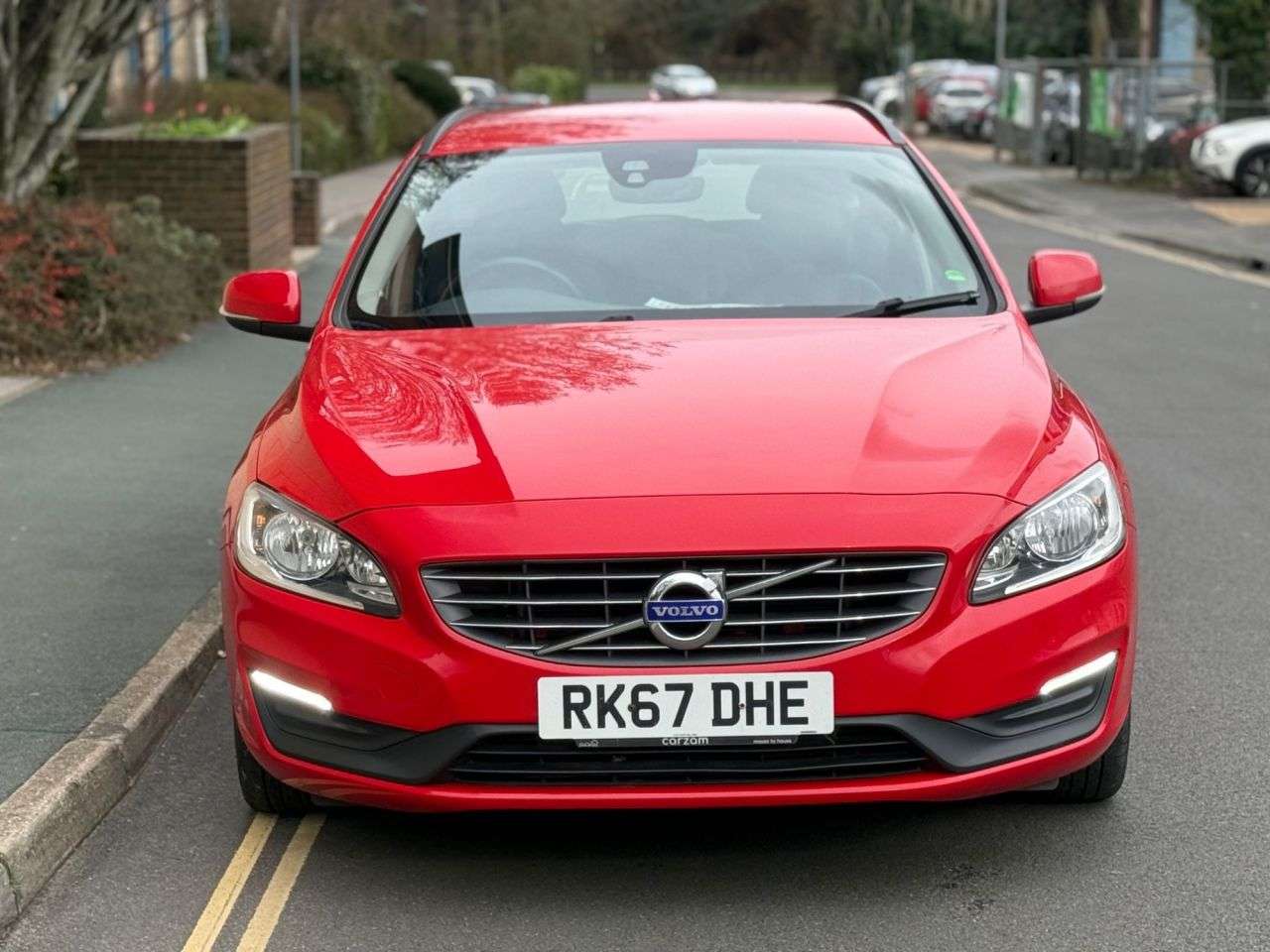 2017 VOLVO V60 2017 VOLVO V60