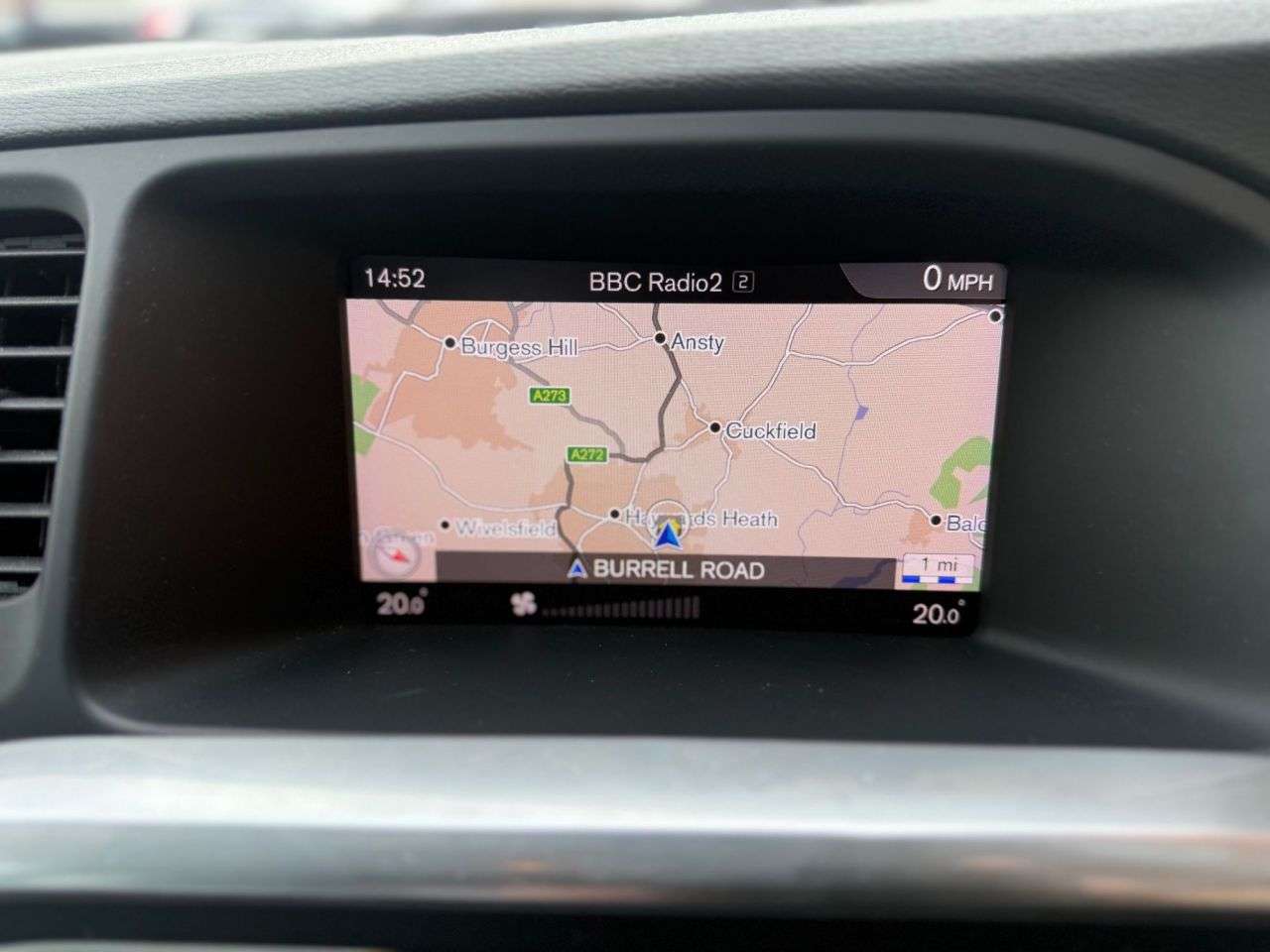 2017 VOLVO V60 2017 VOLVO V60