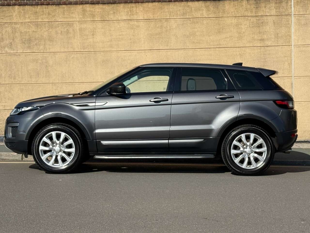 2016 LAND ROVER RANGE ROVER EVOQUE 2016 LAND ROVER RANGE ROVER EVOQUE