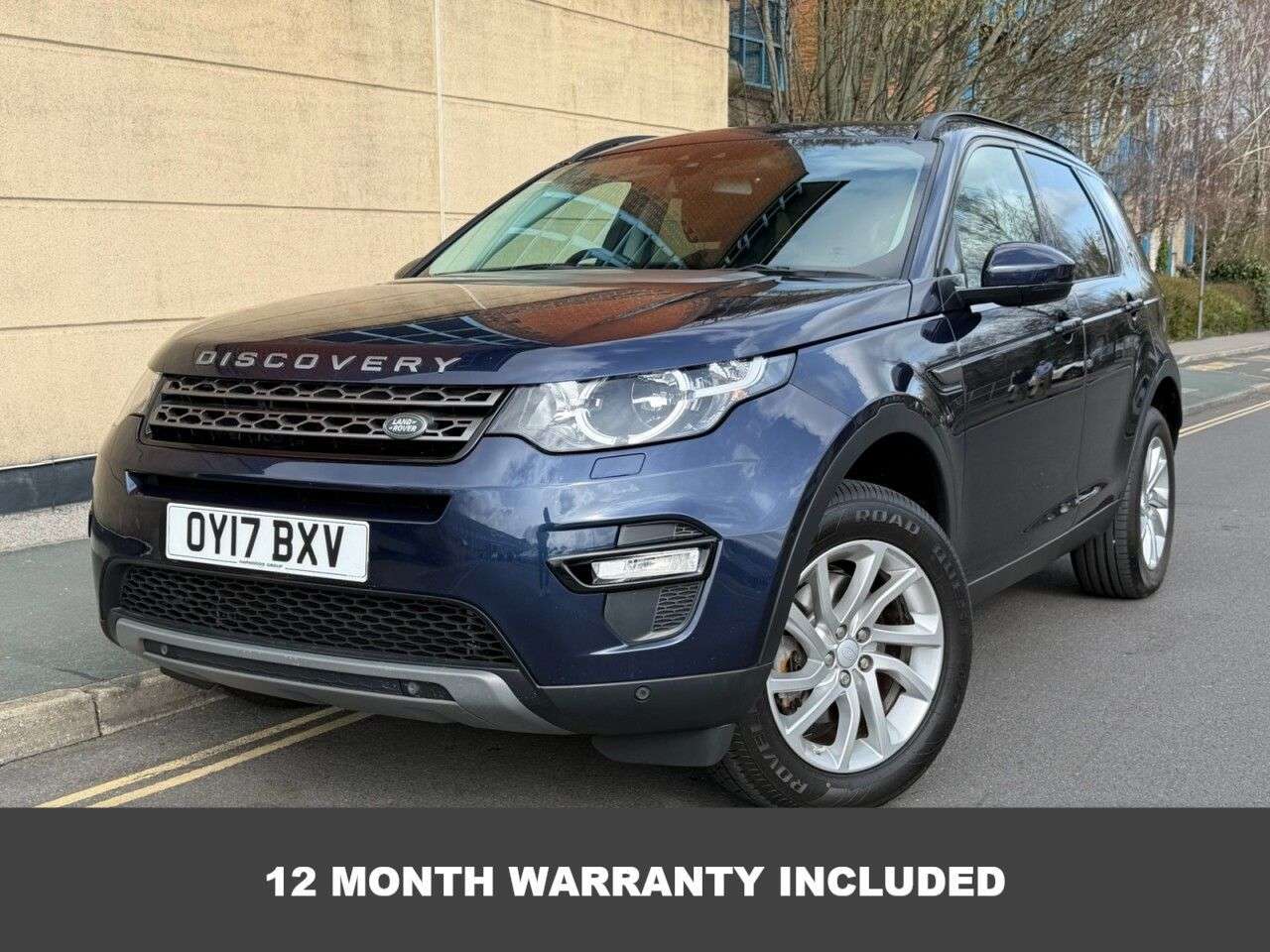 A 2017 LAND ROVER DISCOVERY SPORT 2.0 TD4 SE Tech SUV 5dr Diesel Auto 4WD Euro 6 (s/s) (180 ps) A 2017 LAND ROVER DISCOVERY SPORT 2.0 TD4 SE Tech SUV 5dr Diesel Auto 4WD Euro 6 (s/s) (180 ps)