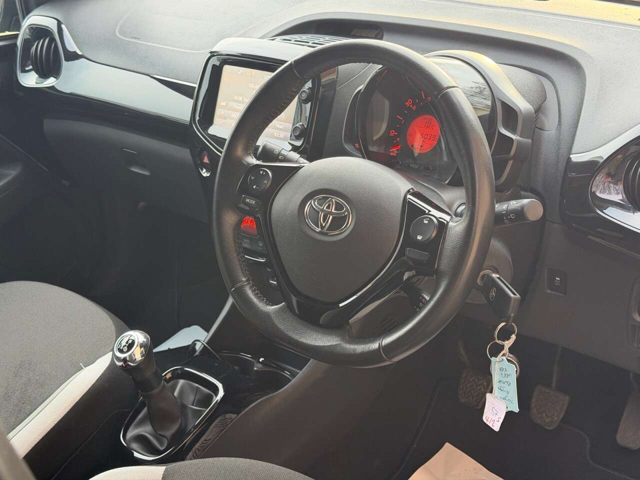 A 2017 TOYOTA AYGO 1.0 VVT-i x-press Hatchback 5dr Petrol Manual Euro 6 (68 ps) A 2017 TOYOTA AYGO 1.0 VVT-i x-press Hatchback 5dr Petrol Manual Euro 6 (68 ps)