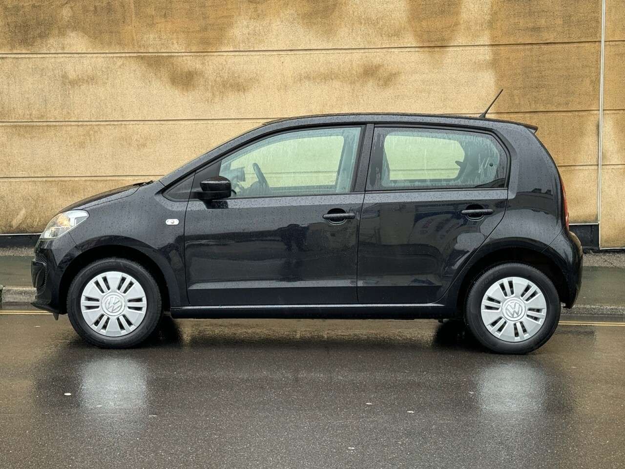2015 VOLKSWAGEN UP! 2015 VOLKSWAGEN UP!