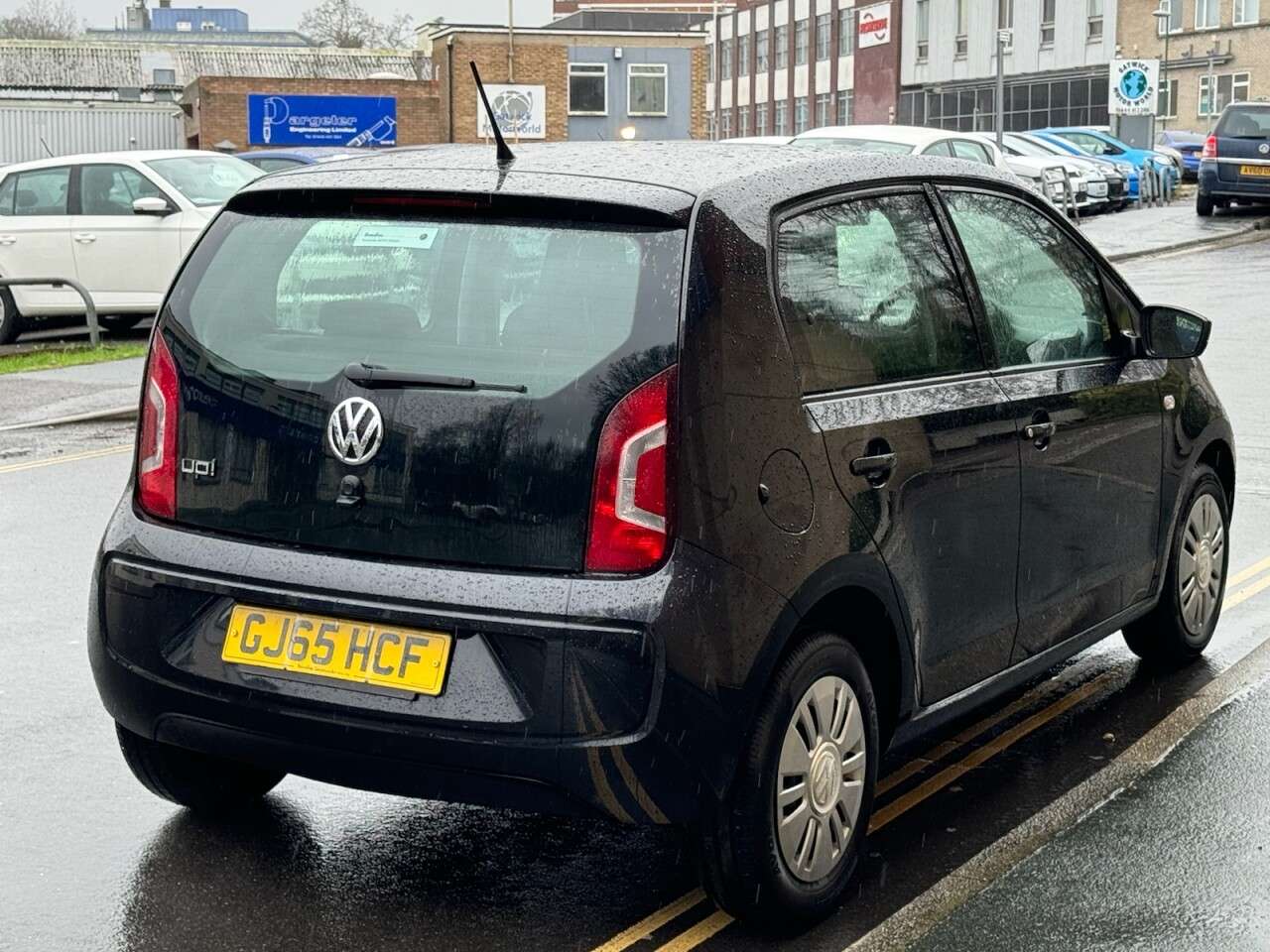 2015 VOLKSWAGEN UP! 2015 VOLKSWAGEN UP!