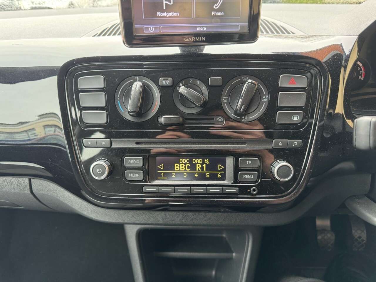 2015 VOLKSWAGEN UP! 2015 VOLKSWAGEN UP!