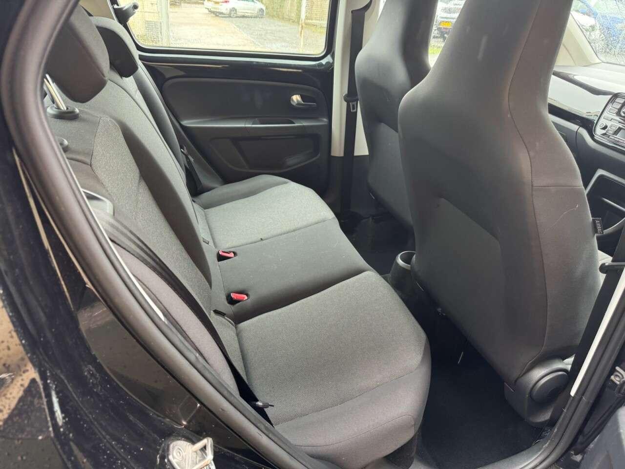 2015 VOLKSWAGEN UP! 2015 VOLKSWAGEN UP!