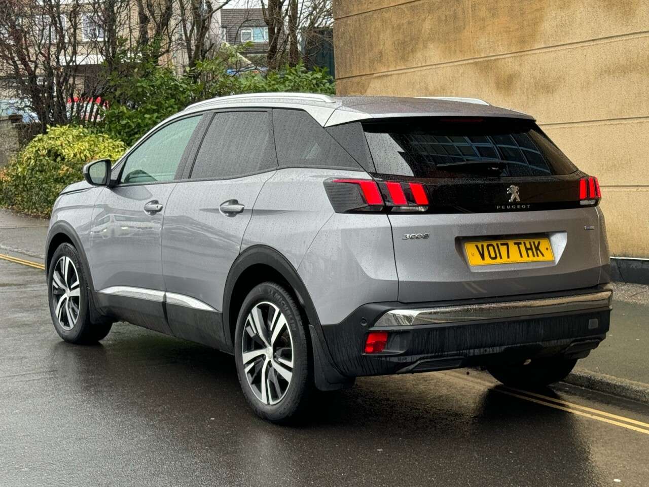 2017 PEUGEOT 3008 2017 PEUGEOT 3008