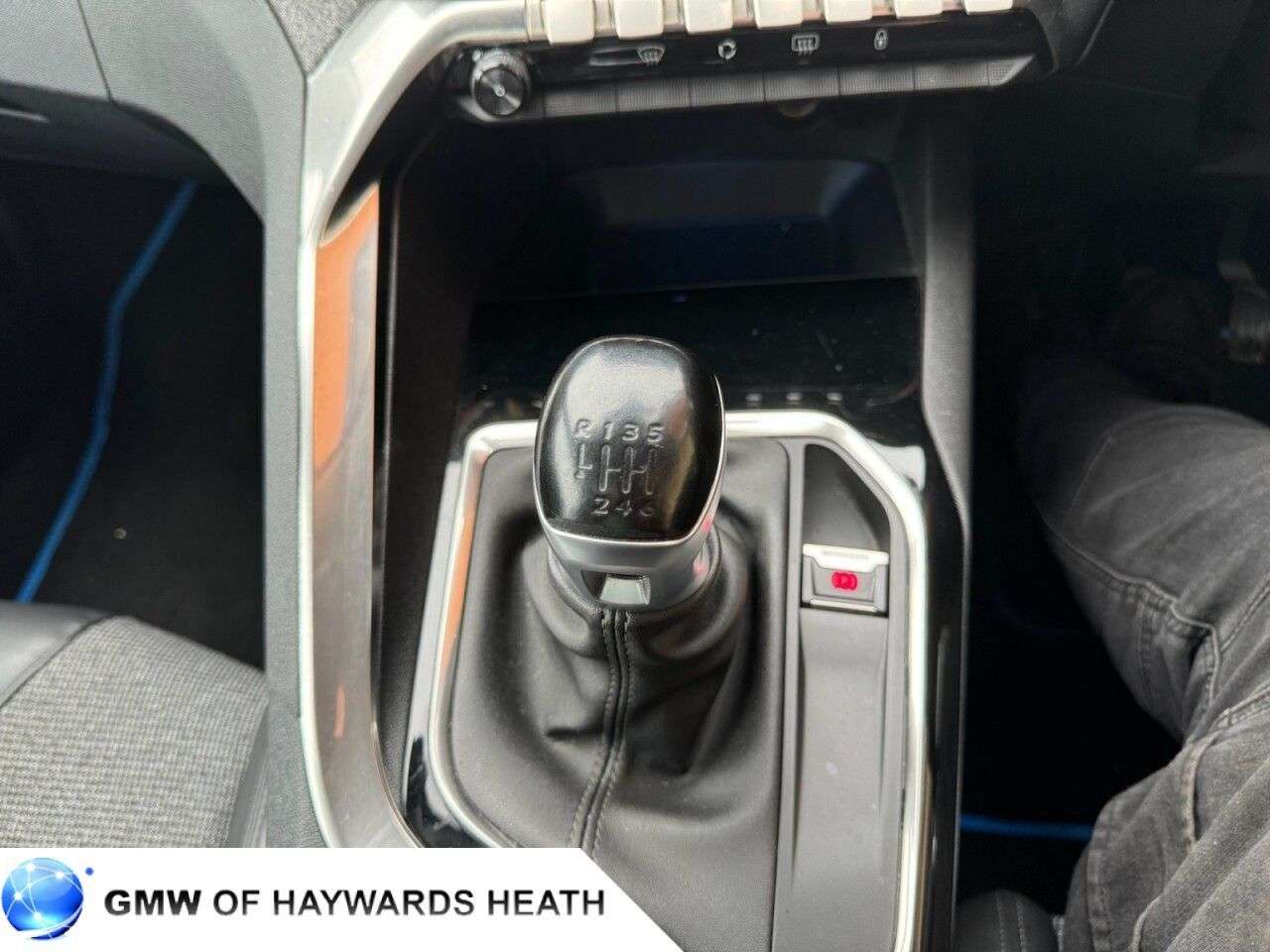 2017 PEUGEOT 3008 2017 PEUGEOT 3008