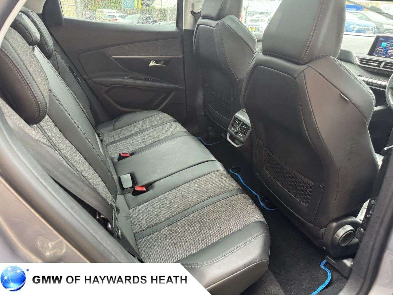 2017 PEUGEOT 3008 2017 PEUGEOT 3008