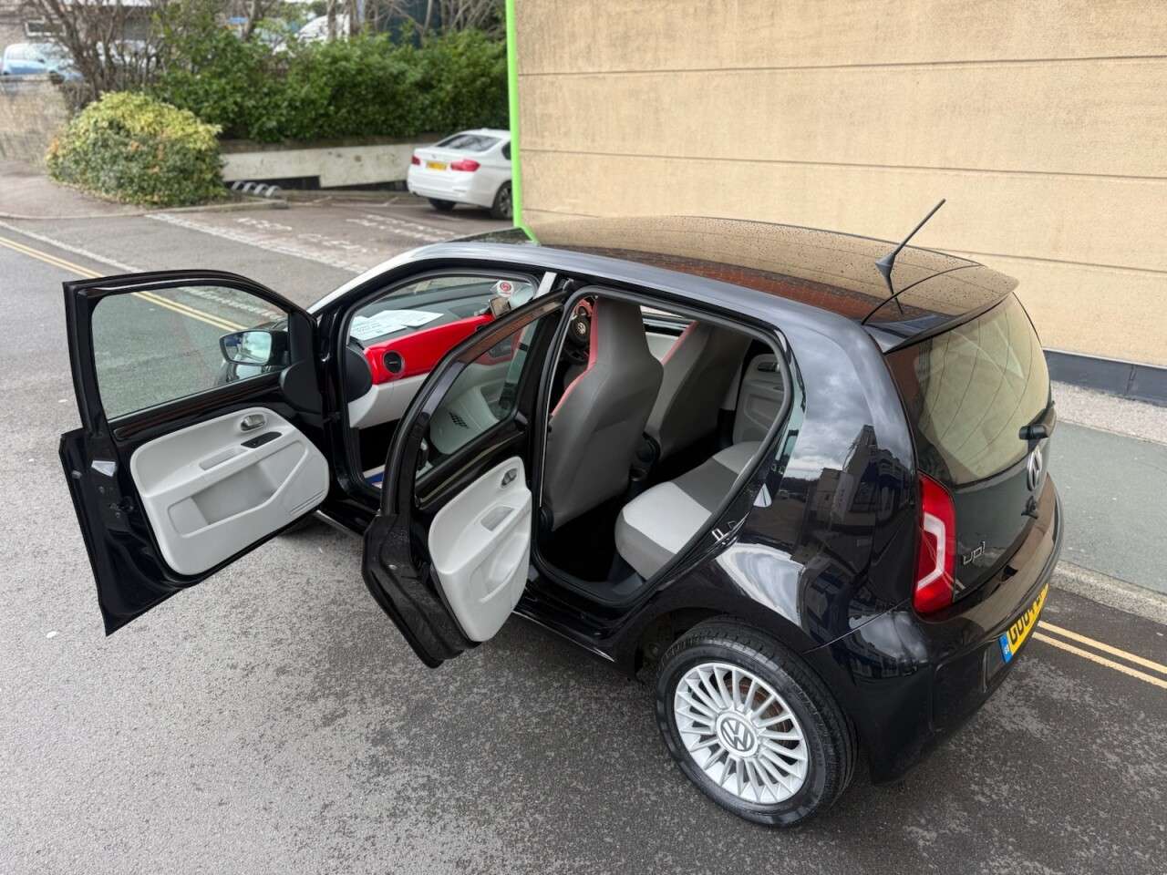 0 VOLKSWAGEN UP! 0 VOLKSWAGEN UP!