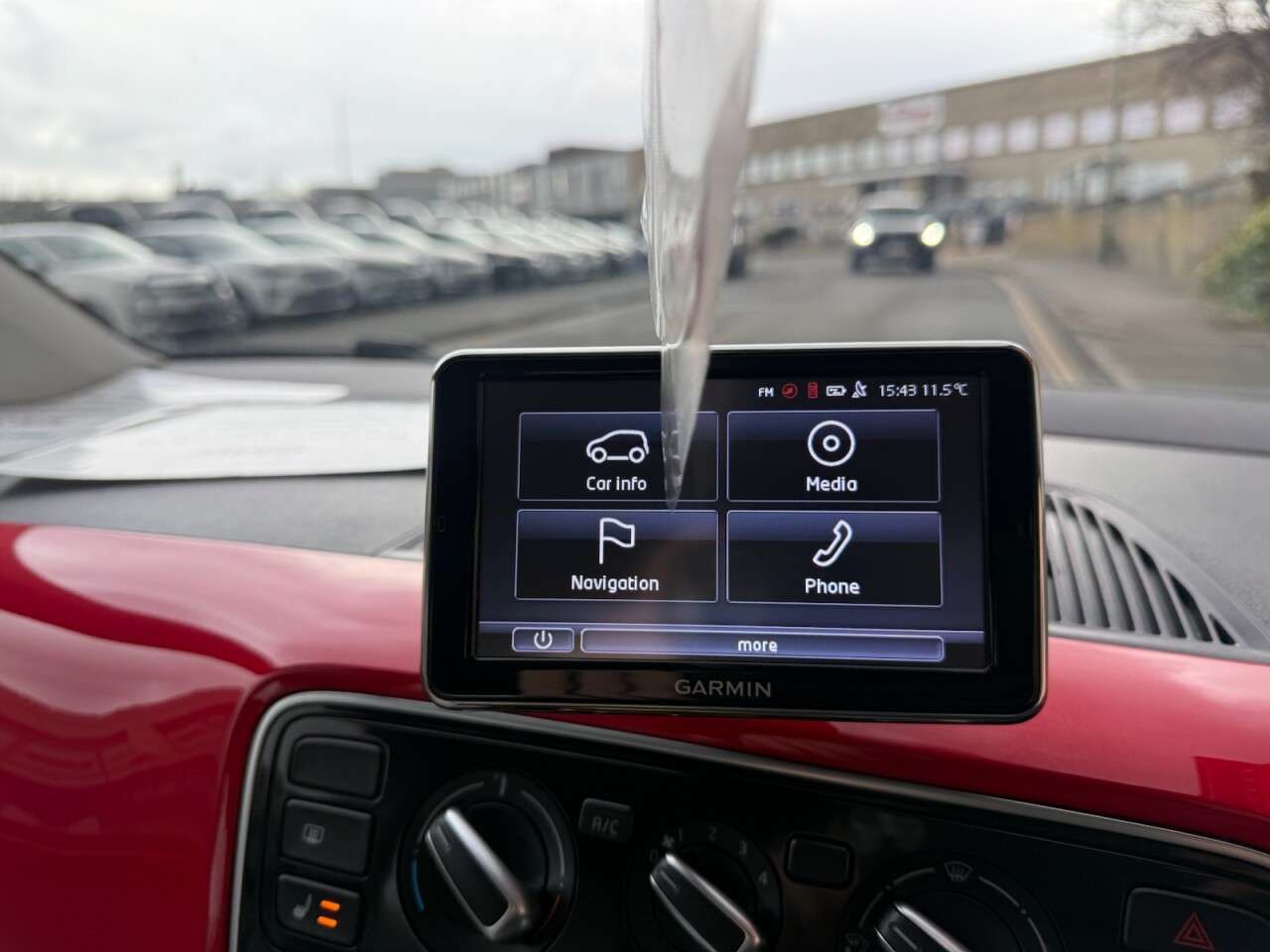 0 VOLKSWAGEN UP! 0 VOLKSWAGEN UP!