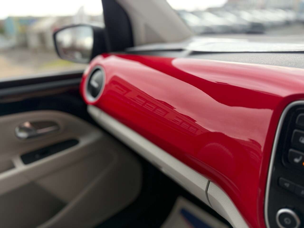 0 VOLKSWAGEN UP! 0 VOLKSWAGEN UP!