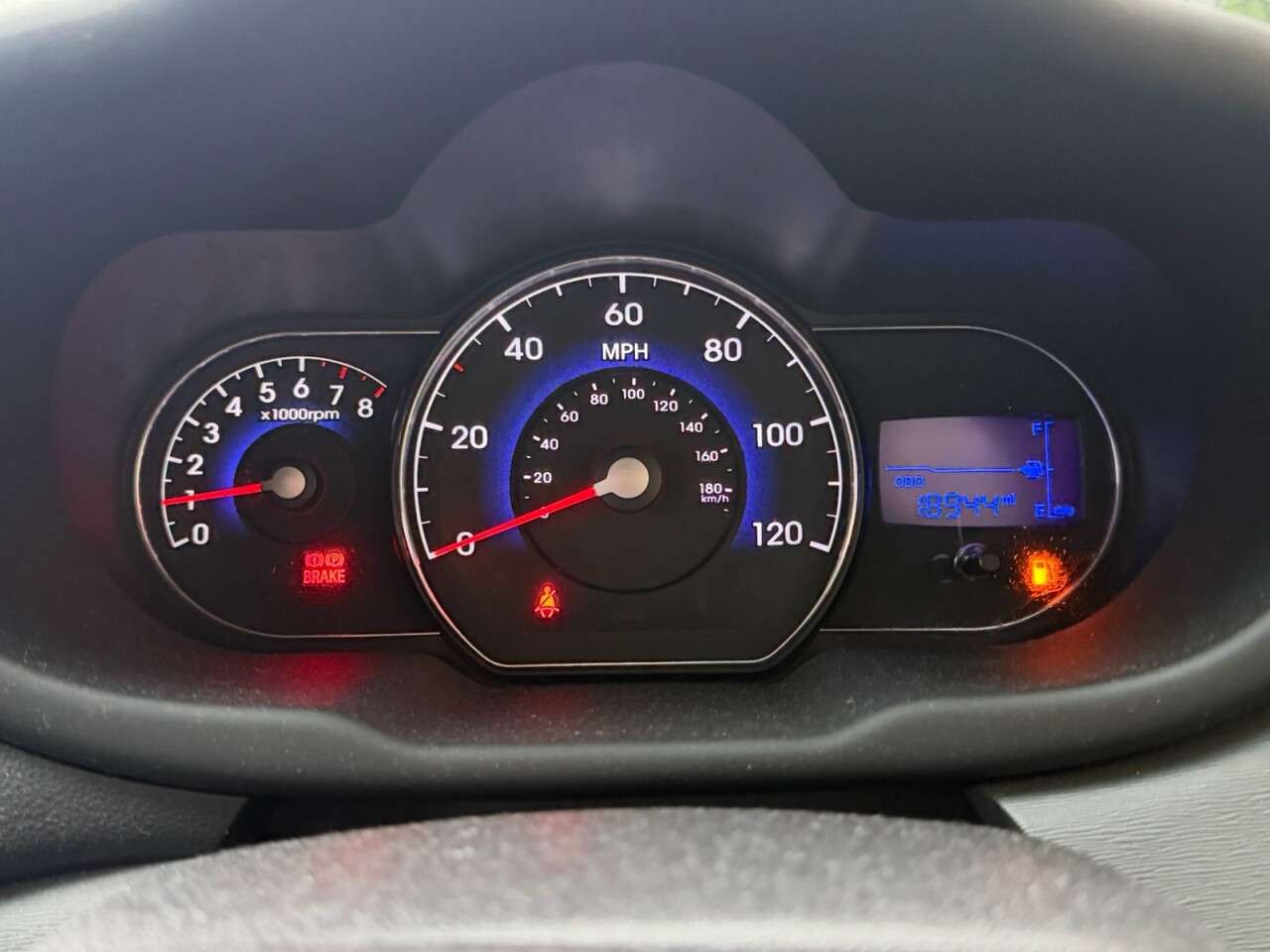 2013 HYUNDAI I10 2013 HYUNDAI I10