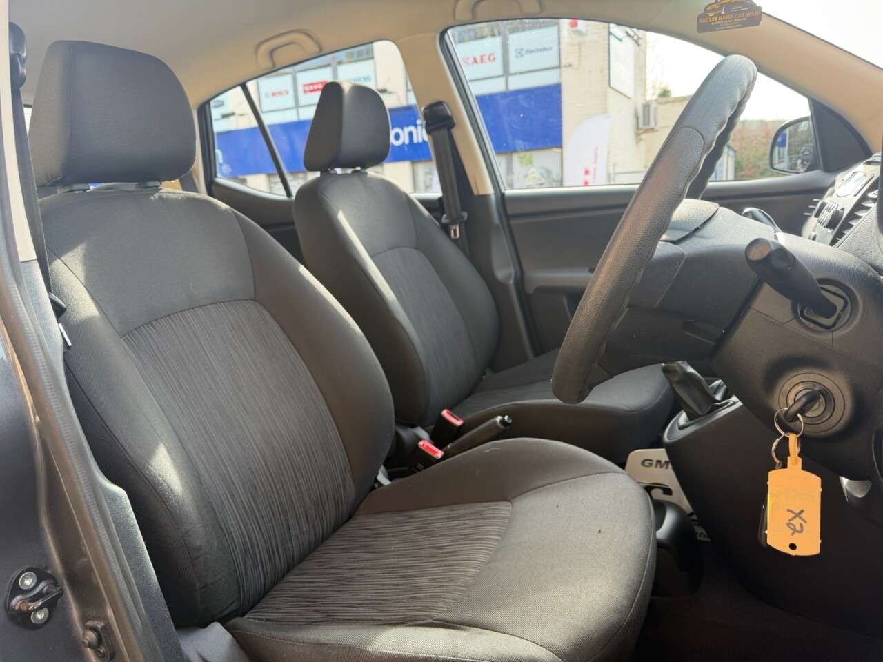 A 0 HYUNDAI I10 1.2 Active Hatchback 5dr Petrol Manual Euro 5 (85 bhp) A 0 HYUNDAI I10 1.2 Active Hatchback 5dr Petrol Manual Euro 5 (85 bhp)