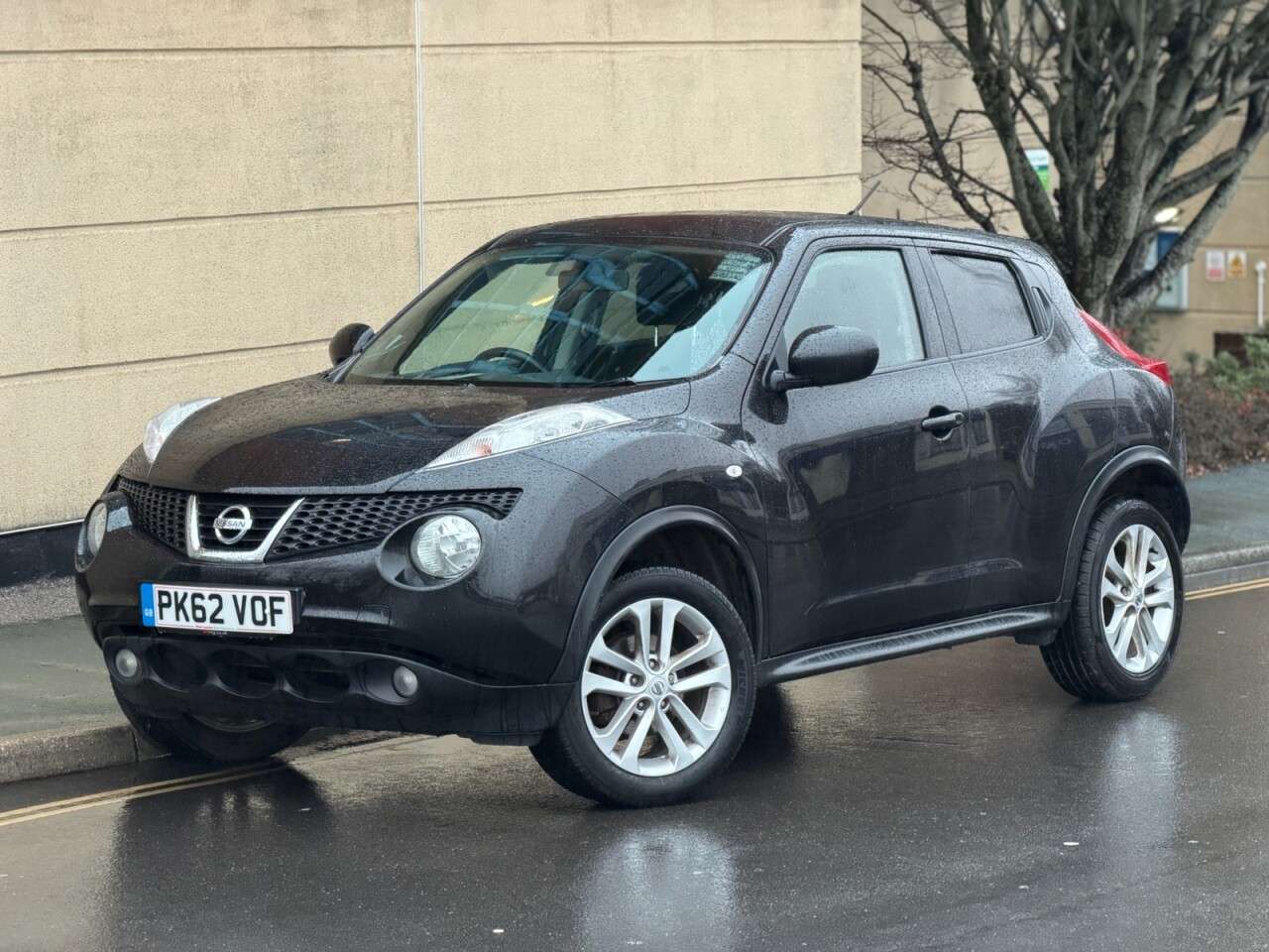 A 2012 NISSAN JUKE 1.6 Acenta Premium SUV 5dr Petrol Manual Euro 5 (s/s) (117 ps) A 2012 NISSAN JUKE 1.6 Acenta Premium SUV 5dr Petrol Manual Euro 5 (s/s) (117 ps)