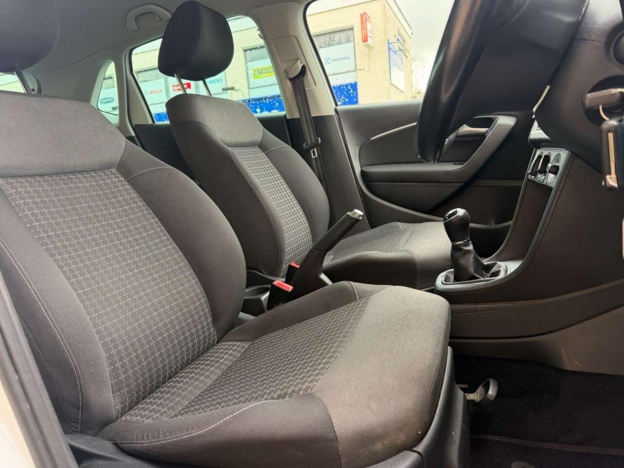 A 0 VOLKSWAGEN POLO 1.0 BlueMotion Tech Match Hatchback 5dr Petrol Manual Euro 6 (s/s) (75 ps) A 0 VOLKSWAGEN POLO 1.0 BlueMotion Tech Match Hatchback 5dr Petrol Manual Euro 6 (s/s) (75 ps)