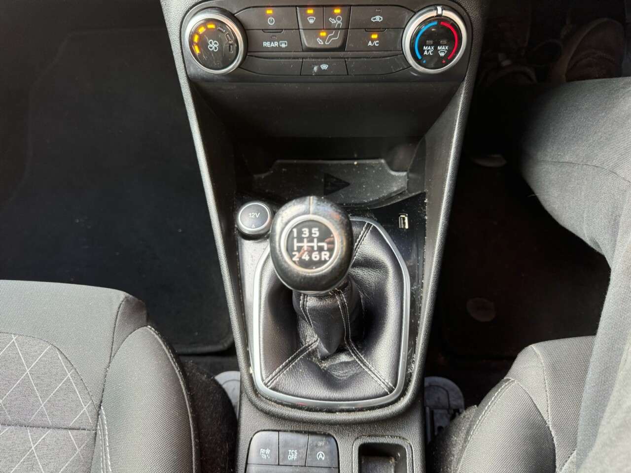 2018 FORD FIESTA 2018 FORD FIESTA