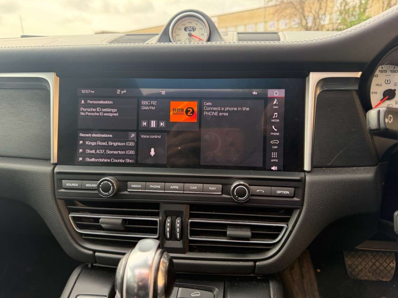 0 PORSCHE MACAN 0 PORSCHE MACAN