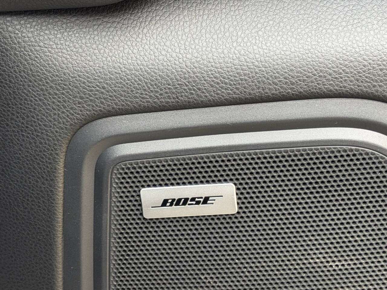 0 PORSCHE MACAN 0 PORSCHE MACAN