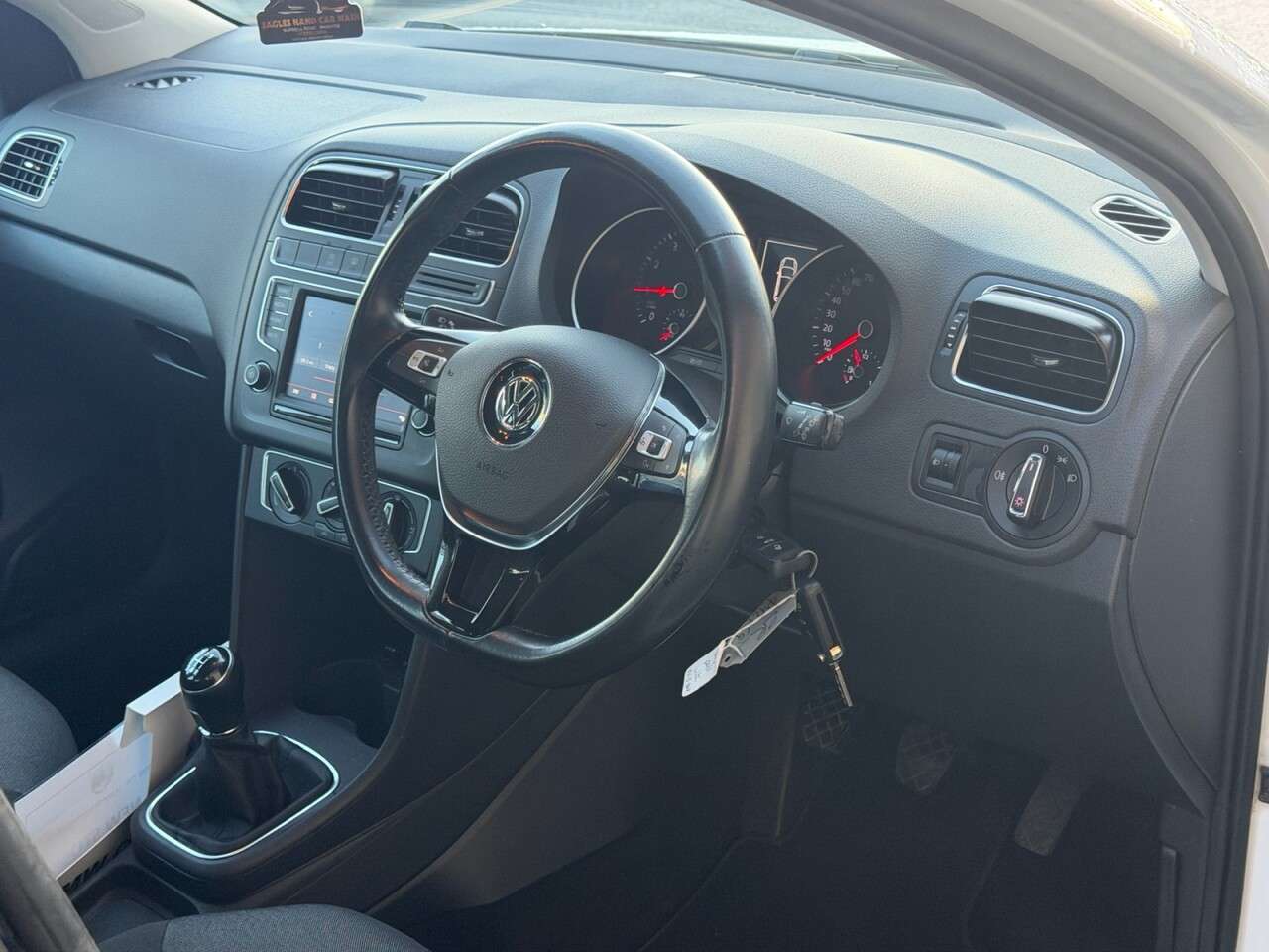 2015 VOLKSWAGEN POLO 2015 VOLKSWAGEN POLO