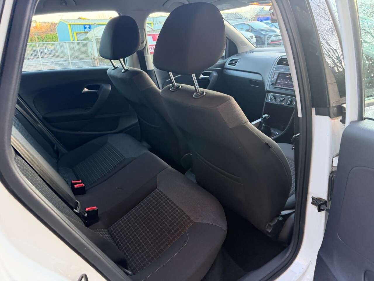 2015 VOLKSWAGEN POLO 2015 VOLKSWAGEN POLO