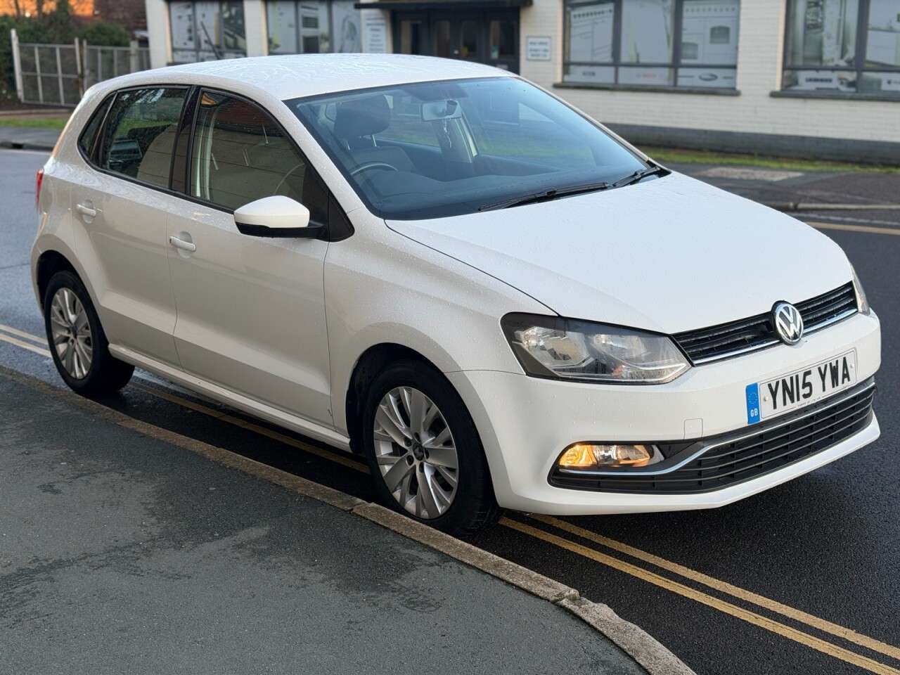 2015 VOLKSWAGEN POLO 2015 VOLKSWAGEN POLO