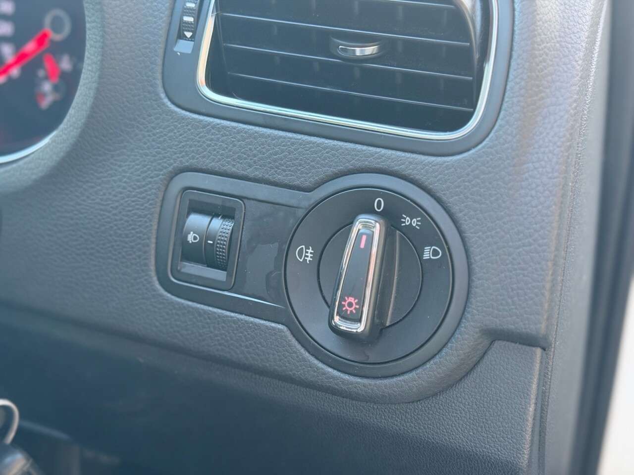 2015 VOLKSWAGEN POLO 2015 VOLKSWAGEN POLO