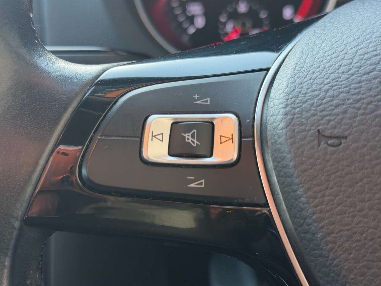 2015 VOLKSWAGEN POLO 2015 VOLKSWAGEN POLO