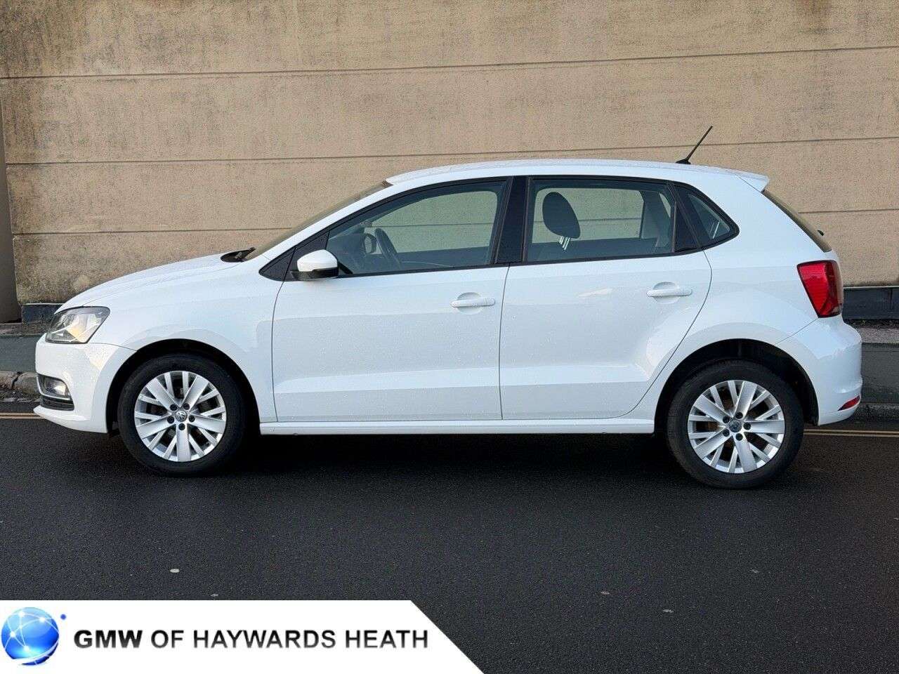 2015 VOLKSWAGEN POLO 2015 VOLKSWAGEN POLO