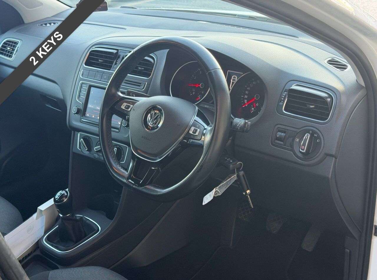 2015 VOLKSWAGEN POLO 2015 VOLKSWAGEN POLO