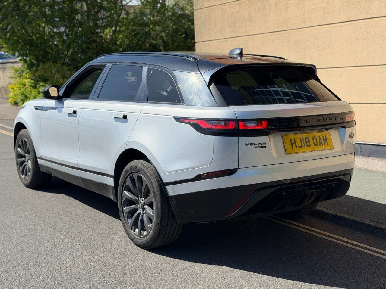 2018 LAND ROVER RANGE ROVER VELAR 2018 LAND ROVER RANGE ROVER VELAR