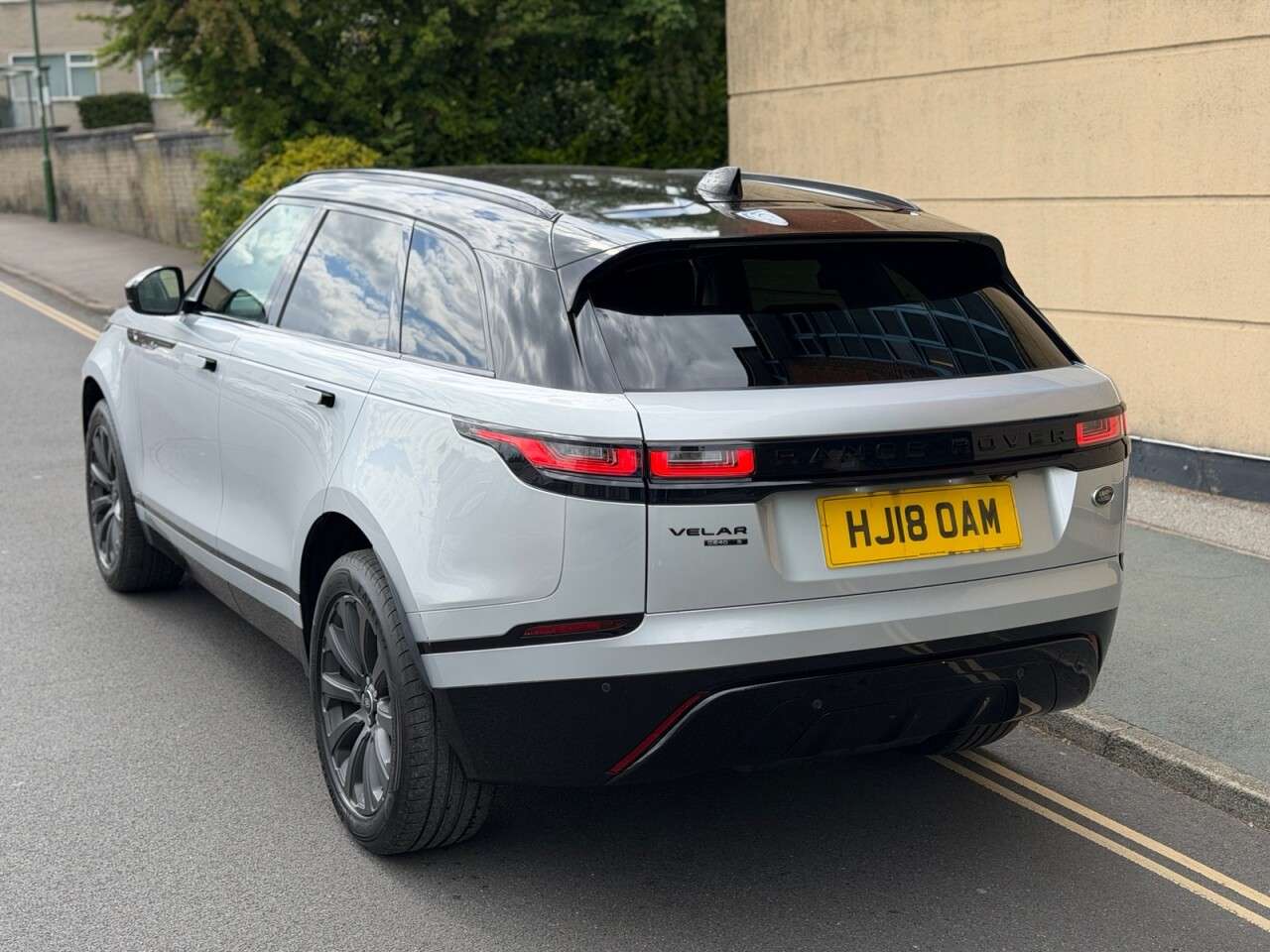 2018 LAND ROVER RANGE ROVER VELAR 2018 LAND ROVER RANGE ROVER VELAR