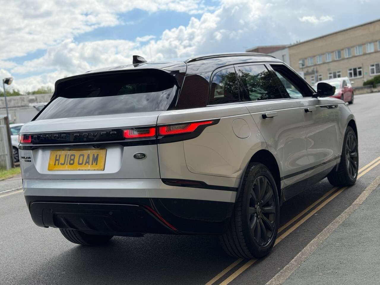 2018 LAND ROVER RANGE ROVER VELAR 2018 LAND ROVER RANGE ROVER VELAR