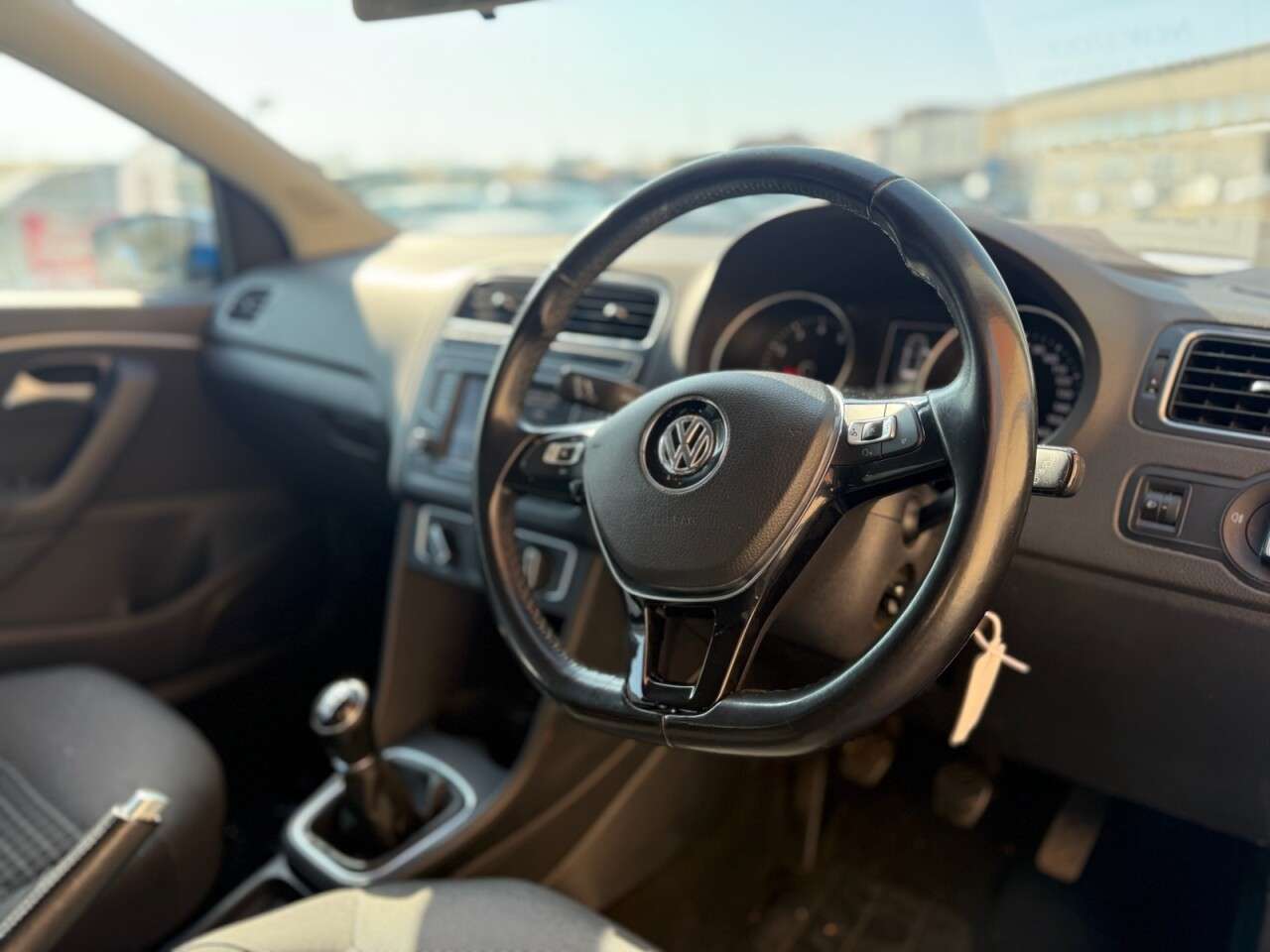 2014 VOLKSWAGEN POLO 2014 VOLKSWAGEN POLO