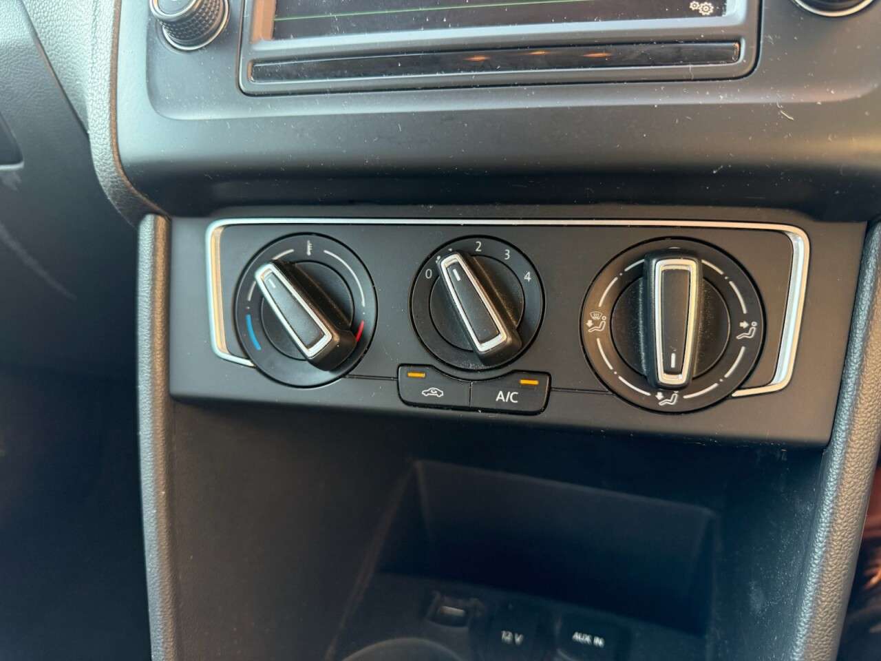 2014 VOLKSWAGEN POLO 2014 VOLKSWAGEN POLO