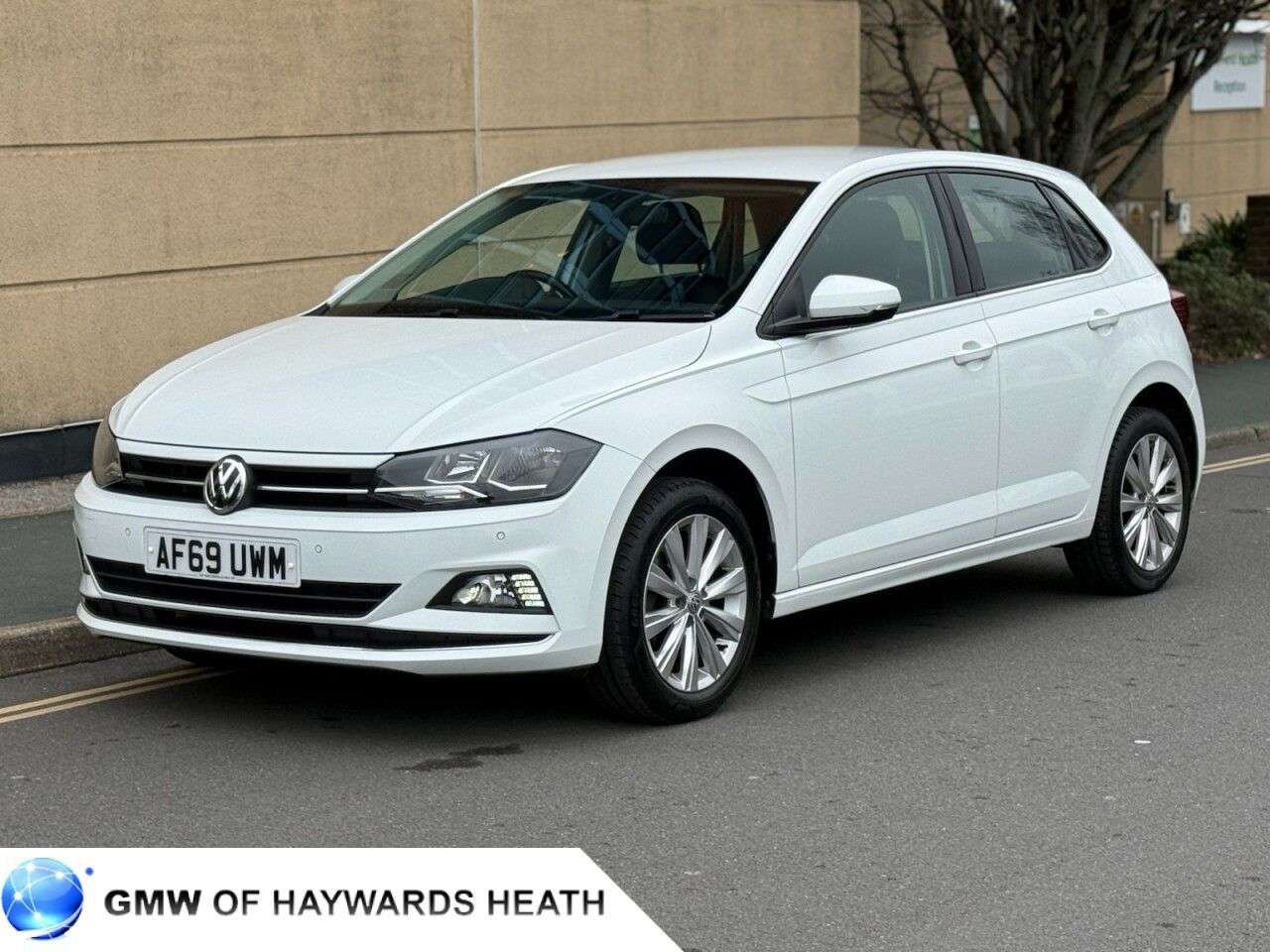 A 2019 VOLKSWAGEN POLO 1.0 TSI GPF SEL Hatchback 5dr Petrol Manual Euro 6 (s/s) (115 ps) A 2019 VOLKSWAGEN POLO 1.0 TSI GPF SEL Hatchback 5dr Petrol Manual Euro 6 (s/s) (115 ps)