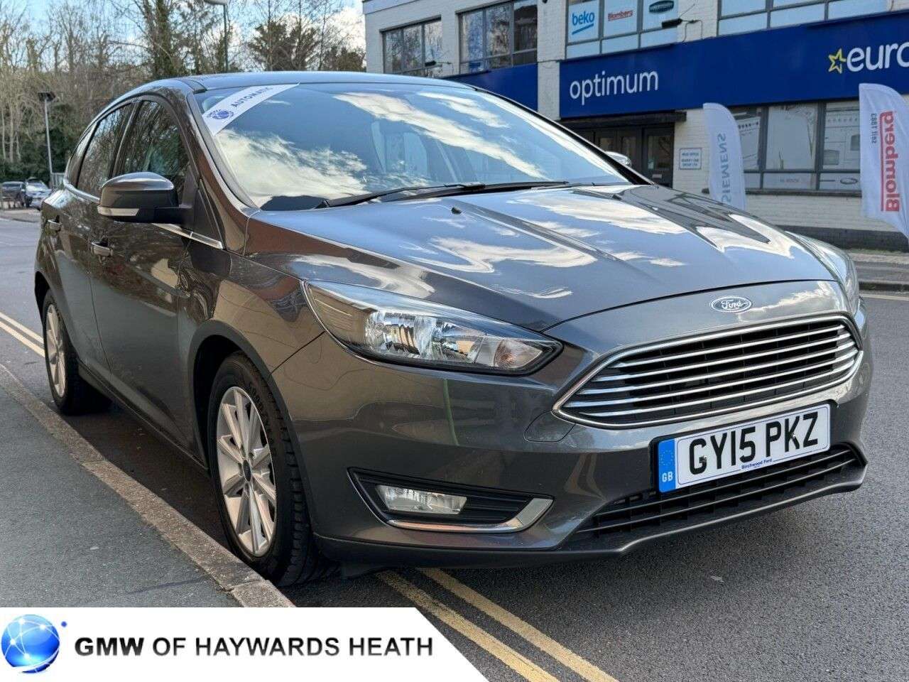 A 2015 FORD FOCUS 1.6 Titanium Hatchback 5dr Petrol Powershift Euro 6 (125 ps) A 2015 FORD FOCUS 1.6 Titanium Hatchback 5dr Petrol Powershift Euro 6 (125 ps)