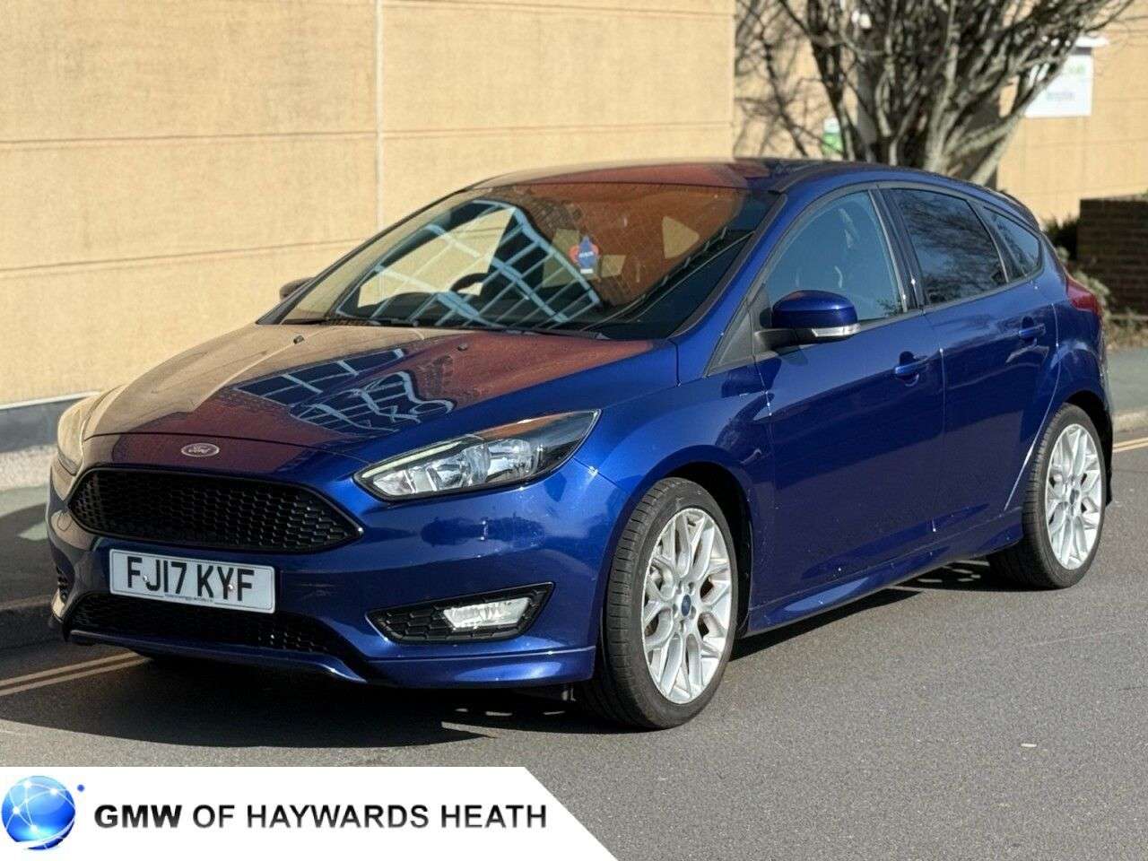 A 2017 FORD FOCUS 1.5T EcoBoost ST-Line Hatchback 5dr Petrol Manual Euro 6 (s/s) (150 ps) A 2017 FORD FOCUS 1.5T EcoBoost ST-Line Hatchback 5dr Petrol Manual Euro 6 (s/s) (150 ps)